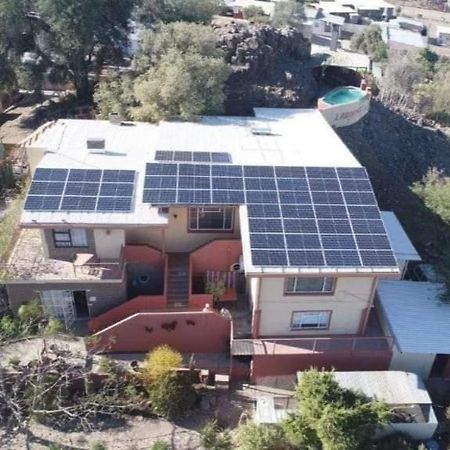 Larochelle Guesthouse Keetmanshoop Esterno foto