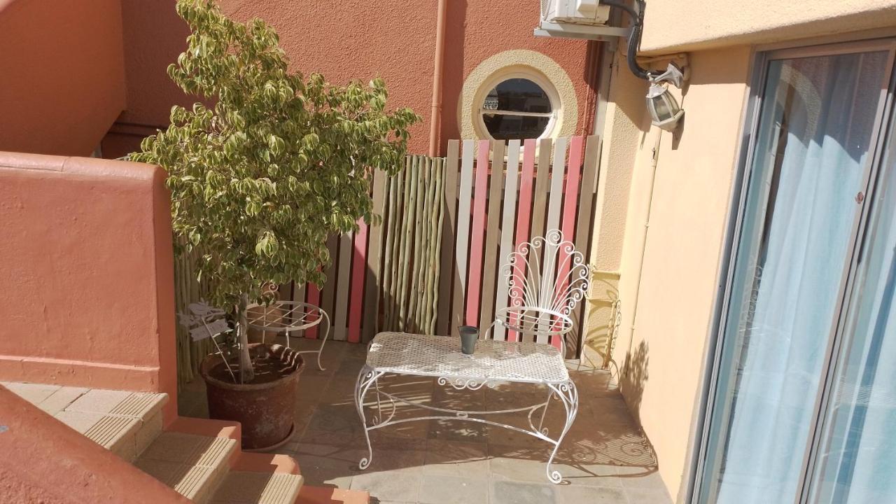 Larochelle Guesthouse Keetmanshoop Esterno foto