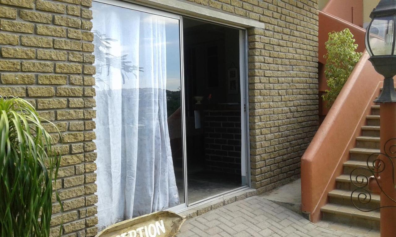 Larochelle Guesthouse Keetmanshoop Esterno foto
