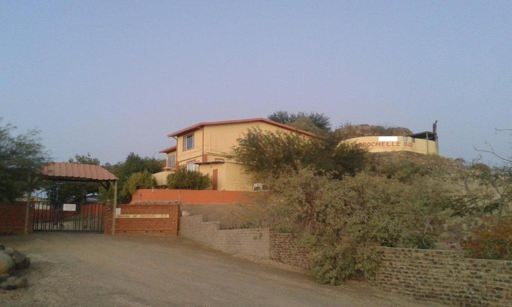 Larochelle Guesthouse Keetmanshoop Esterno foto